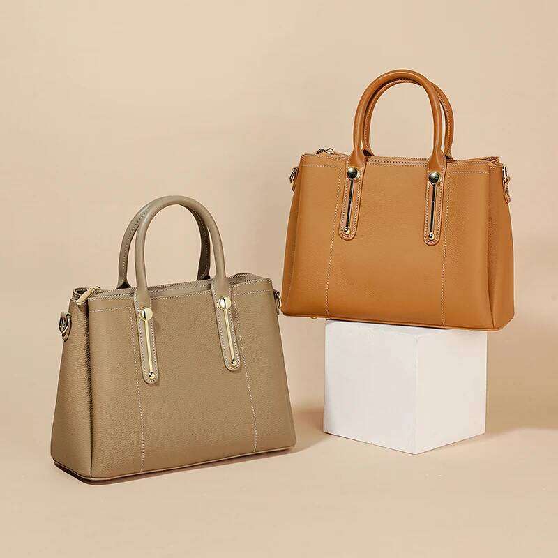 Designer Bags 2025 Women's Natural Cow Leather Shoulder Bag Female Fashion Designer Handbags Ladies Retro Cowhide Tote Crossbody Bags Girls Luxur