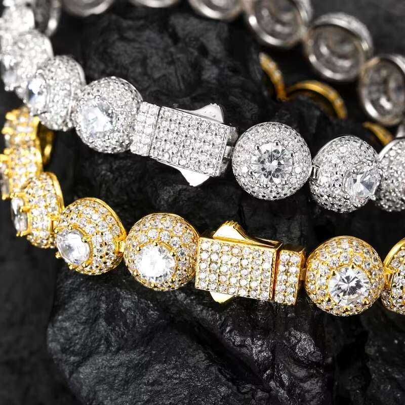 High Quality Unisex Iced Out Round VVS1 Moissanite Cuban Chain Necklace For Men in 925 Sterling Silver