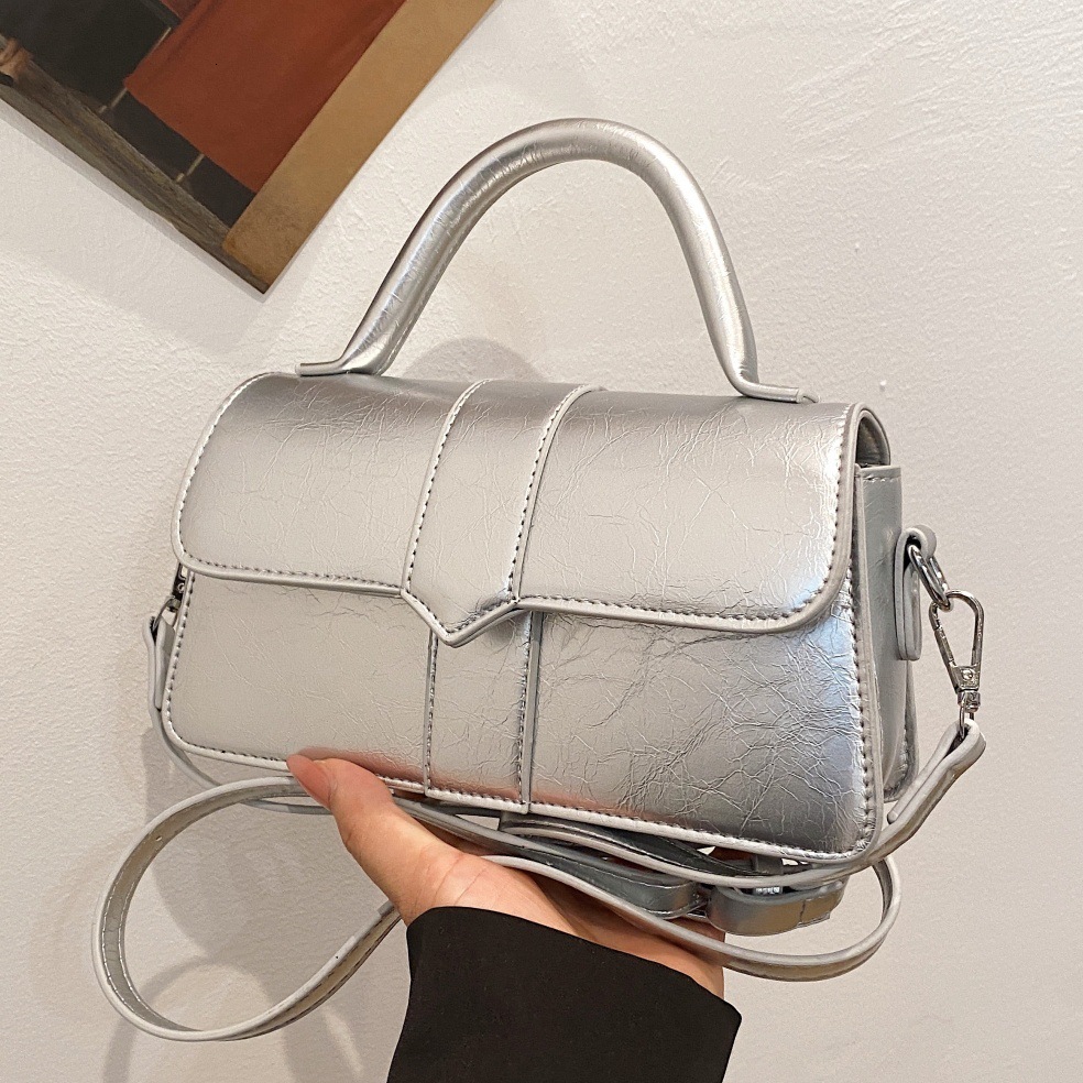 designer High-end Niche Design Bag for Women 2025 New Autumn Shoulder Crossbody Bag Versatile Retro Handbag Small Square Bag