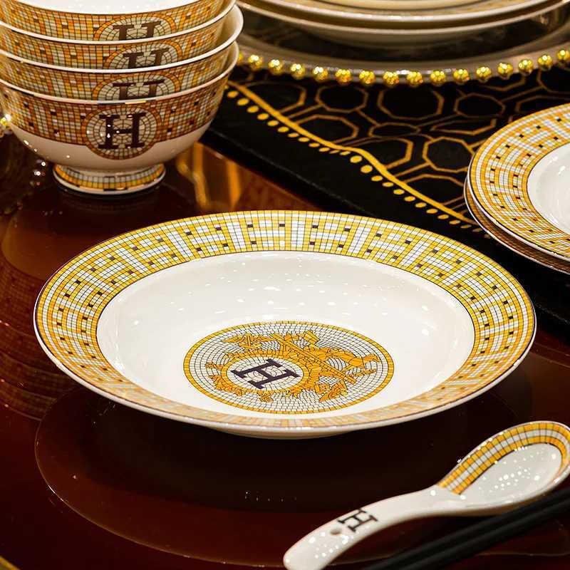 Bone China Dinnerware Sets Christmas Kitchen Gift Guests Porcelain Plates Set Wedding Party Dinner Set Dishes S2566
