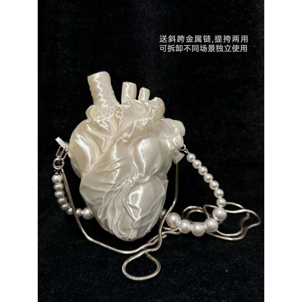 New Light Fashion 3D Printed Three-Dimensional Heart Women Personalized Banquet Party Bead Chain Crossbody Bag Trendy