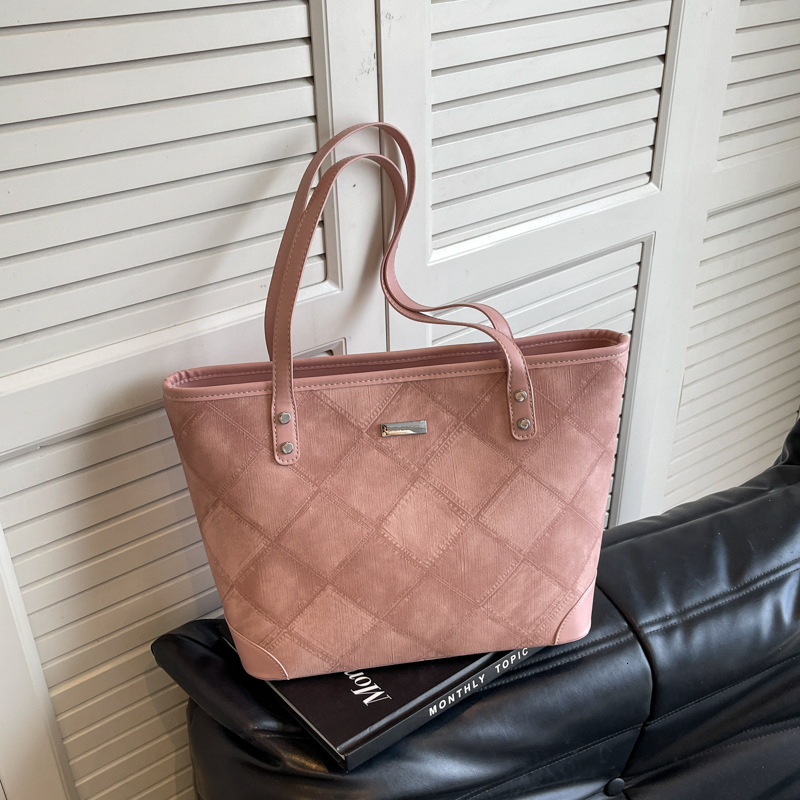 Free Shipping Designer Bag High End Handbag In 2025 New Trendy High-capacity Commuting Tote Bag Textured Shoulder Bag For Women