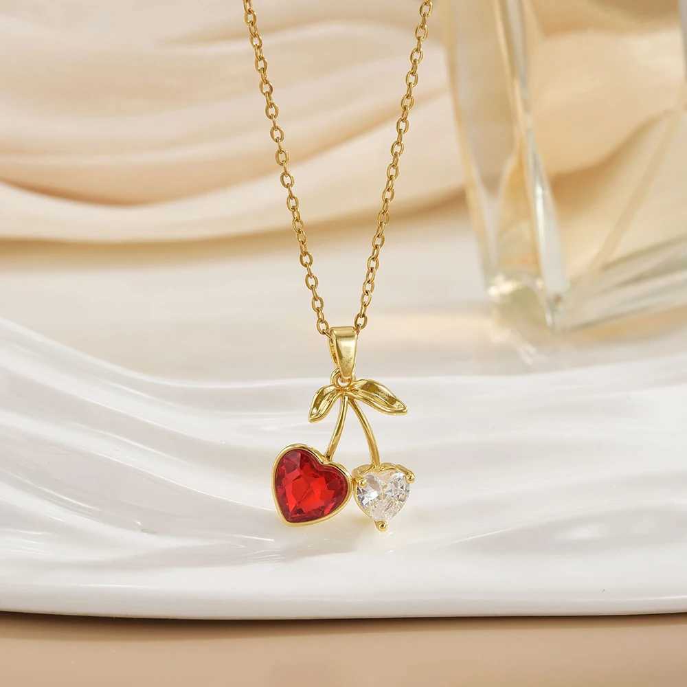 Sparkling Red Cherry Pendant Necklace for Women Colored Zircon Stainless Steel Chain Jewelry Accessory for Girls Y250605