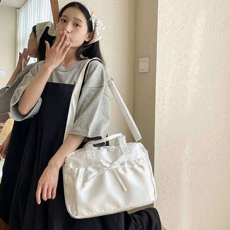 New Lightweight Casual Nylon Crossbody Bags Fresh Gentle Bow Design Travel Solid Color Soft Large Capacity Women's Tote Bag