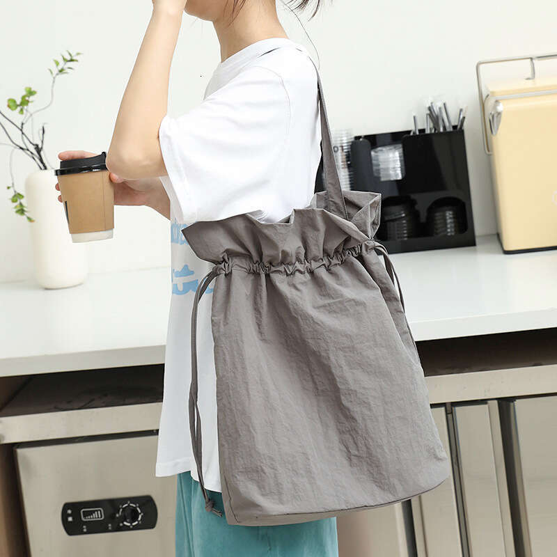Casual Nylon Bucket Ins Fashion Literary Canvas Tote Internet Celebrity Drawstring Pleated Shoulder Bag for Women