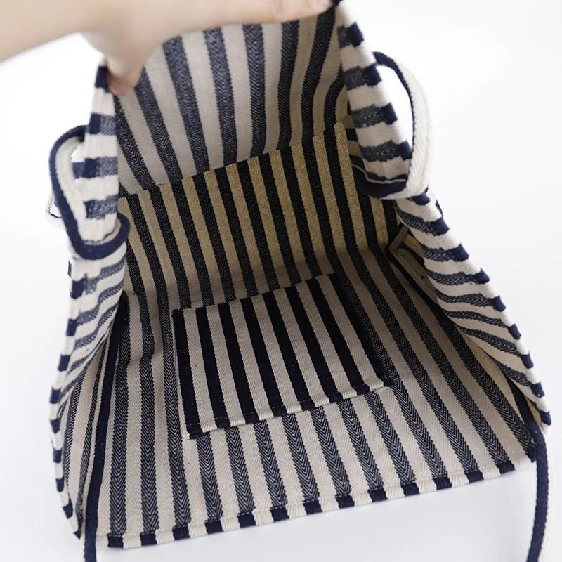 Striped Canvas Bag for Women Large Capacity Shoulder Bag Daily Shopping Student Bookbag School Travel Beach Bag 250530