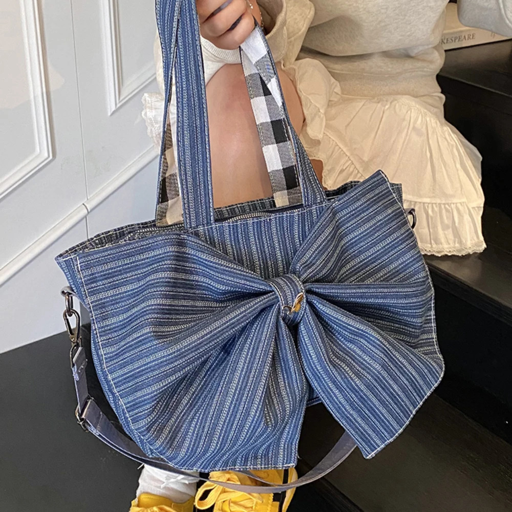 Women Large Capacity Tote Bag Casual All-Match Striped Zipper Bow Underarm Bags Daily Commute Versatile Crossbody Packs 250605