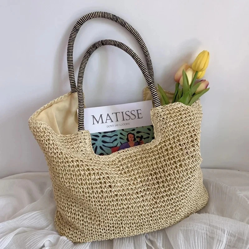 Vintage Handbag Large Capacity Beach Rattan Handmade Kintted Bohemian Straw Bag for Women Summer Travel Shoulder Bag 250530