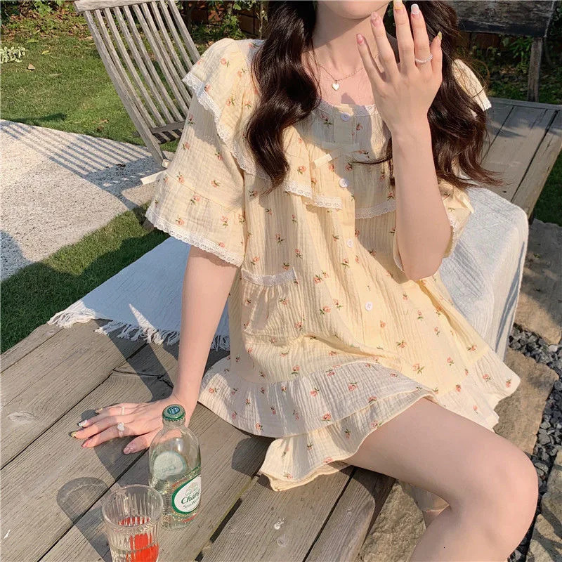 Summer Ladies Pajamas Loungewear Set Princess Style Sweet Lace Small Floral Short Sleeve Shorts Loose Plus Size Loungewear 250530