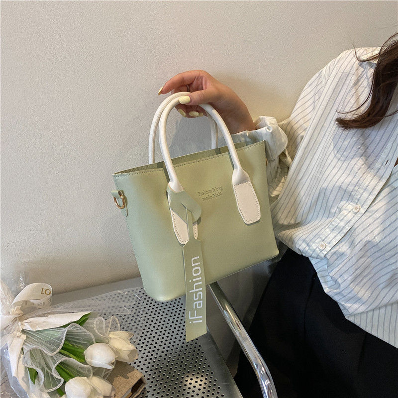 2025 Spring Summer New Women's Bag Texture Women's Small Bag Summer New Korean Multi functional Handbag Trendy Crossbody Bag Simple and Fres