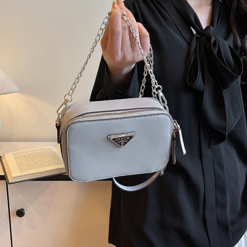 Free Shipping Single Shoulder Camera Bag Small Square Bag Commuter Versatile Spring Summer New Light Luxury Designer Bags Luxurious Niche High-end Cro