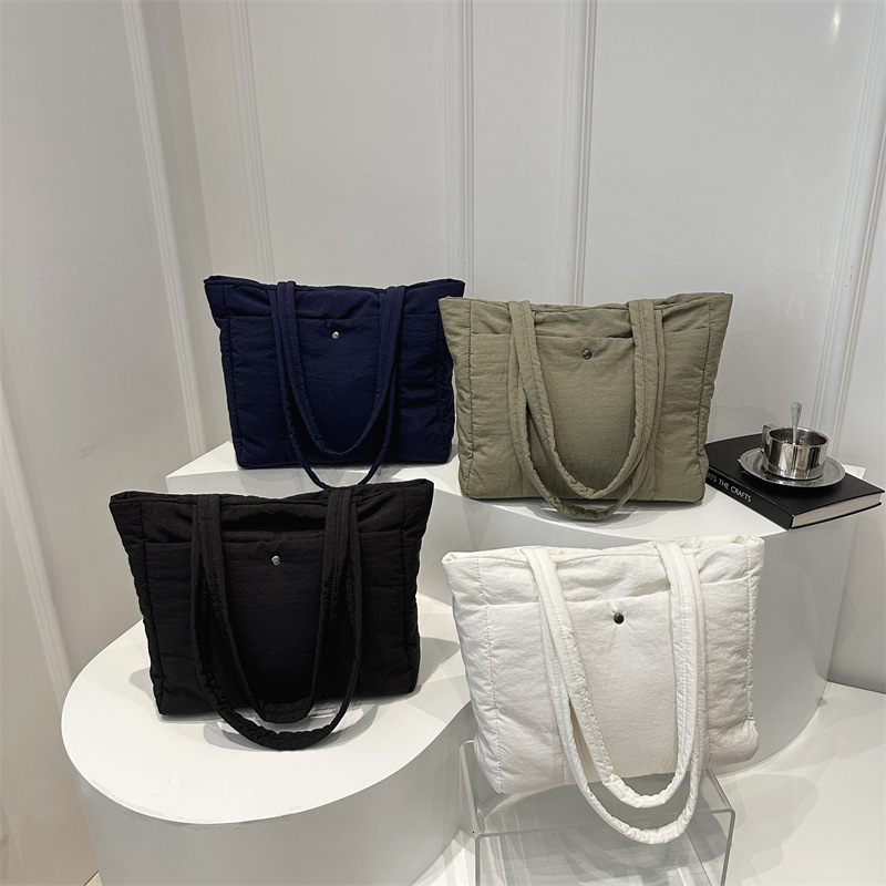 designer Korean Style Lazy Retro Commuter Tote Bag 2025 New Casual Fashion Simple Personality Single Shoulder Underarm Women's Bag