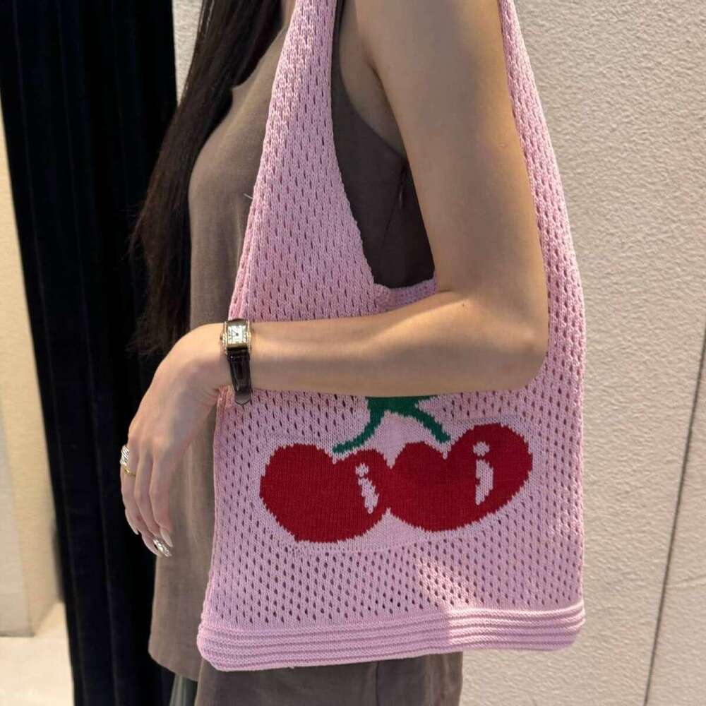 New Large Capacity Tote Cherry Knitted Hollow Shoulder Woven Bag B5