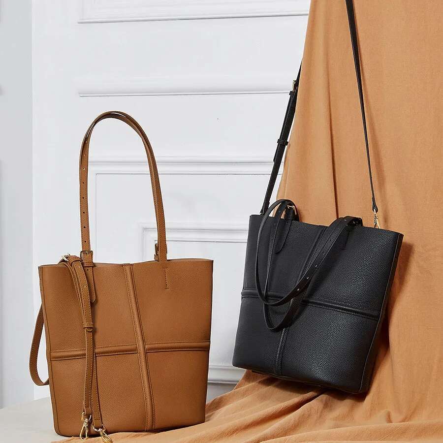 Top Layer Cowhide Handbag 2025 New Genuine Leather Large Capacity Commuter Mother Crossbody Fashionable Ladies Shoulder Bag