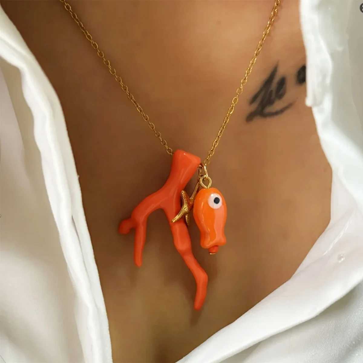 Funky Charm Ocean Resin Imitation Coral Glass Bead Fish Pendant Rope Necklace Womens Summer Vacation Beach Party Jewelry Y250605