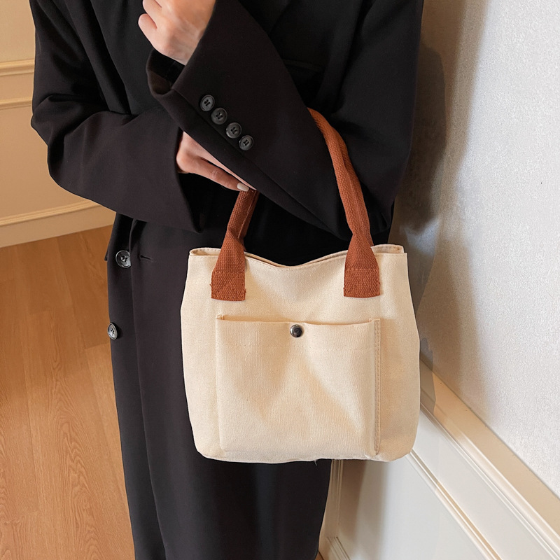 designer Korean and Japanese Style Casual Niche Tote Bag for Women, Handheld Fabric Bag, New Fashionable Winter Small Bag for Women 2025