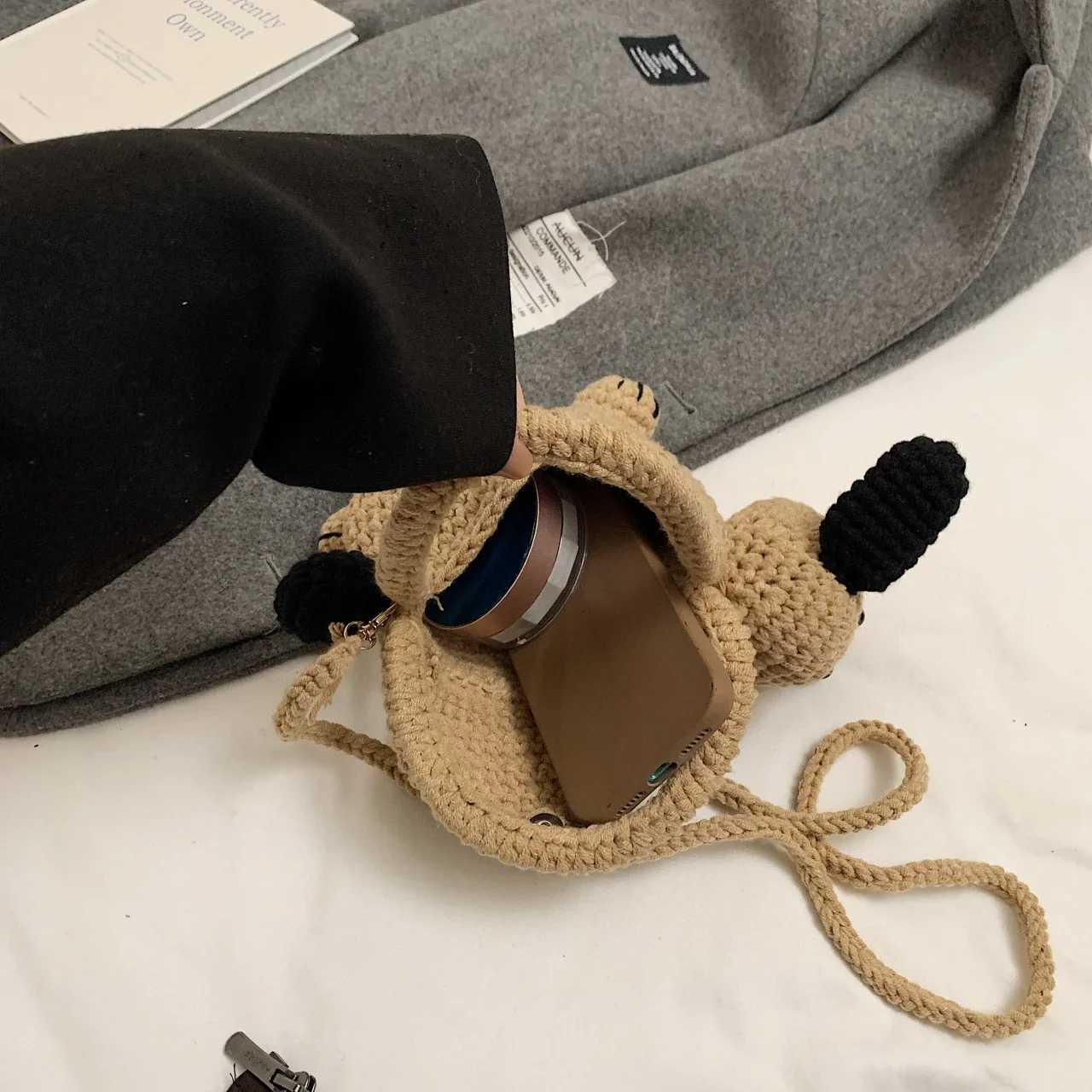 Japanese Style Cartoon Bag Women Woolen Knitting Shoulder Bag for Women 2025 New Crossbody Small Phone Purse Bag Bolsa Femin M250606