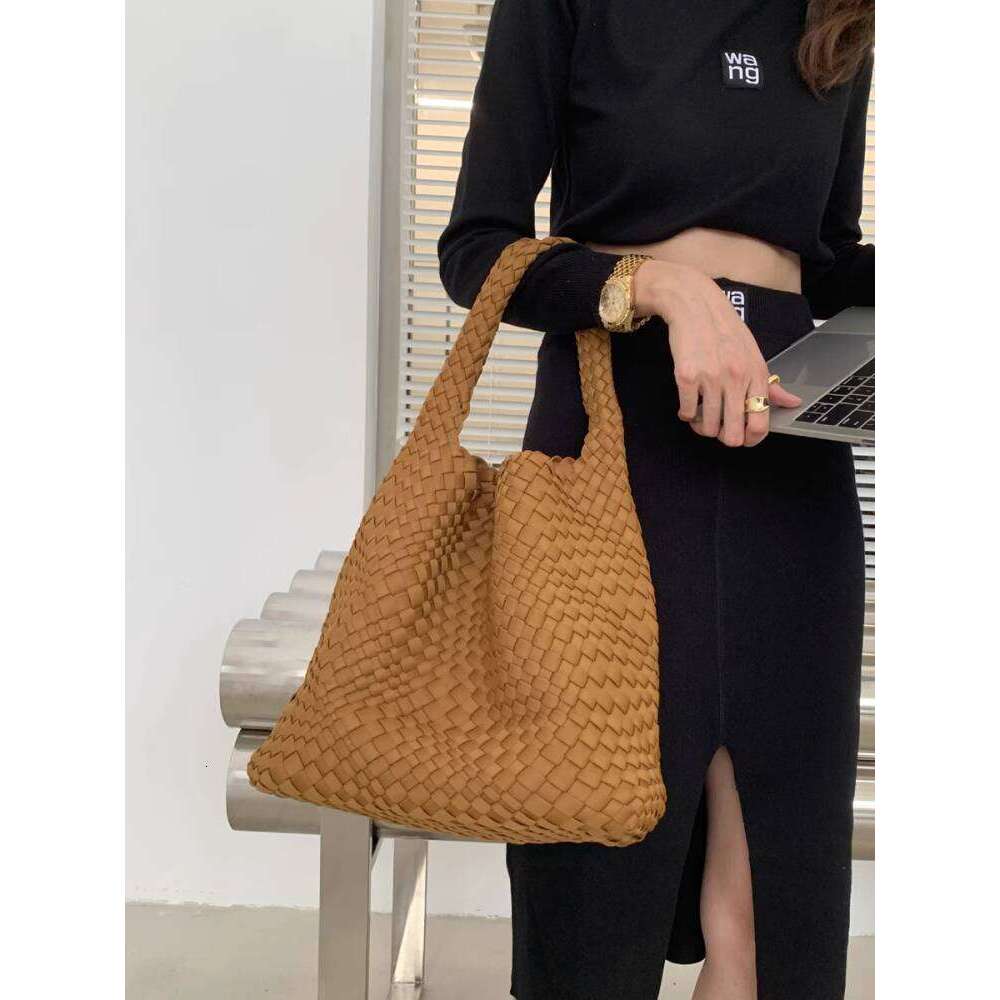 New Model Can t Put It Down Pure Handwoven Versatile Commuter Large Capacity Tote Bag for Women