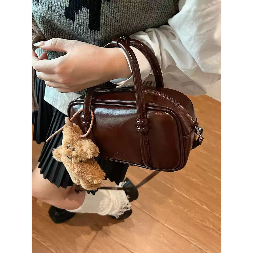 Womens Handbags Vintage Oil Wax Leather Glossy Bag High-Grade Chic Versatile Phone Lipstick Daily Crossbody Bags 250605
