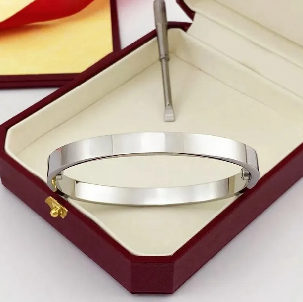 bracelet Designer jewelry braclet Gold bracelets Bangles classic fashion men women unisex stainless steel texture non fading with Bracelet gift 728