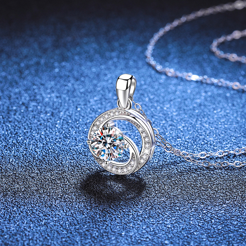 Women's Exquisite S925 Sterling Silver & Moissanite Necklace Set Including One Point of Diamond Quality Gemstone