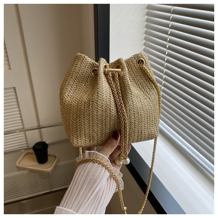 designer 2025 Spring Summer New Fashion Woven Handbag Shoulder Crossbody Bucket Bag Women's Bag Supports Wholesale and Mixed Orders