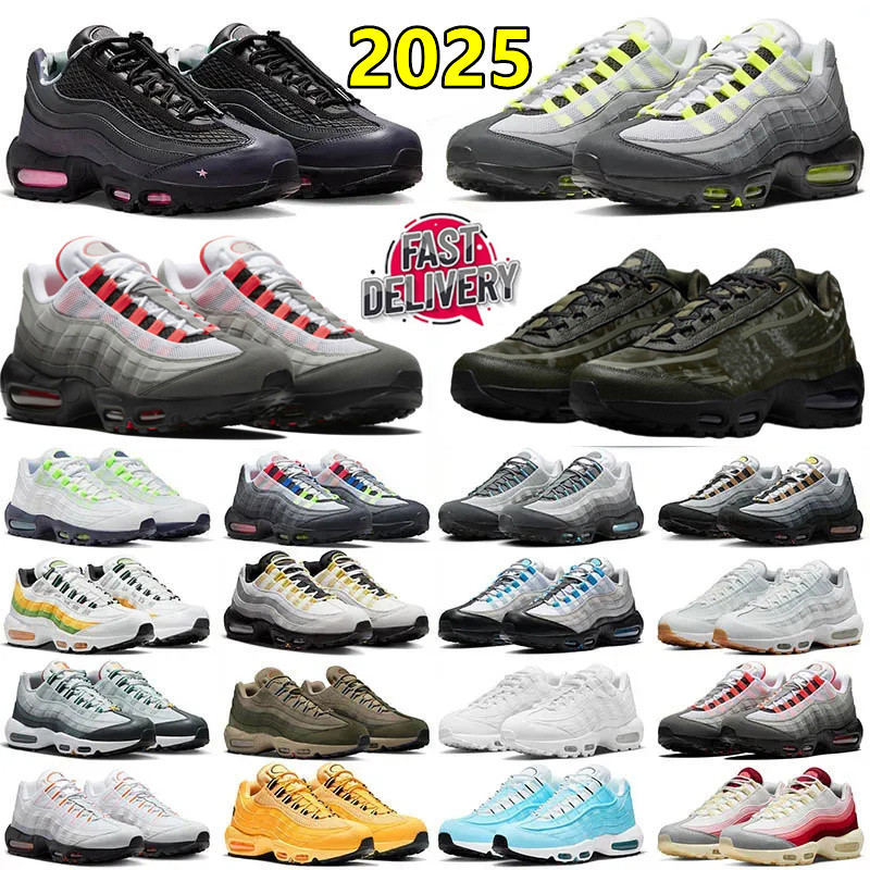 95 95s mens running shoes Neon Solar Red Worksout x Uniform Triple White Black Men Women Trainers Sports Sneakers Sneaker Platform Shoe Jogging Walking