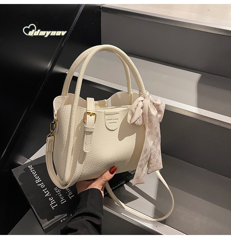 Trendy This Year 2025 New Fashion Korean and Japanese Style Small for Women Simple Bucket Shoulder Bags Crossbody Handbags ddmynov