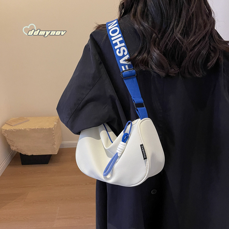 Waterproof Oxford Cloth Large Capacity Dumpling for Women, Niche New Versatile Sports Casual Crossbody with Lettering Shoulder Bag