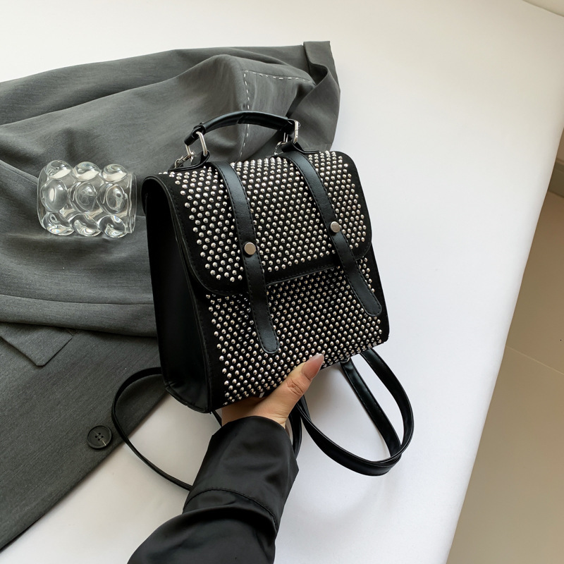 Top brand high-quality new free designer bag niche designer bag simple and fashionable women's backpack casual retro handbag Korean style new fre