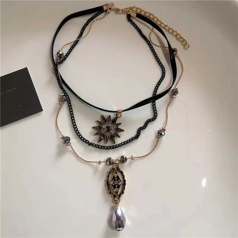 Vintage Leather Brown Stone Sun Pendant Beaded Choker Clavicle Chain Necklace For Women Unique Y2K Personalized Grunge Jewelry Y250605