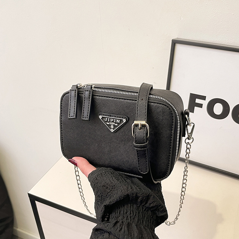 Free Shipping Single Shoulder Camera Bag Small Square Bag Commuter Versatile Spring Summer New Light Luxury Designer Bags Luxurious Niche High-end Cro