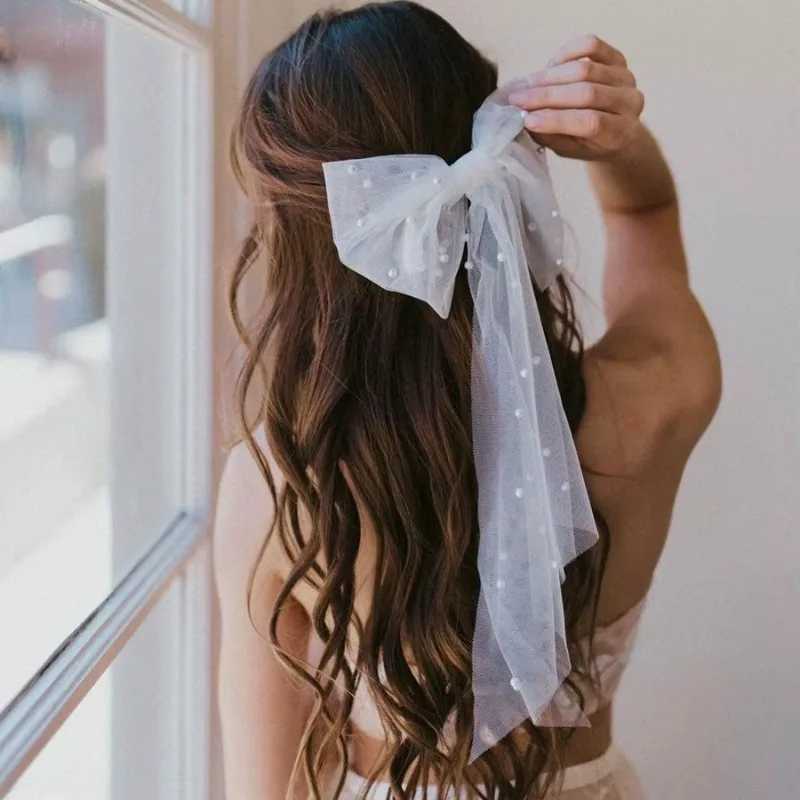 Women Long Ribbon Mesh Bow Hair Clips Elegant Pearls Hairpin for Bride White Mesh Hairpins Wedding Party Bride Hair Accessories Z250605