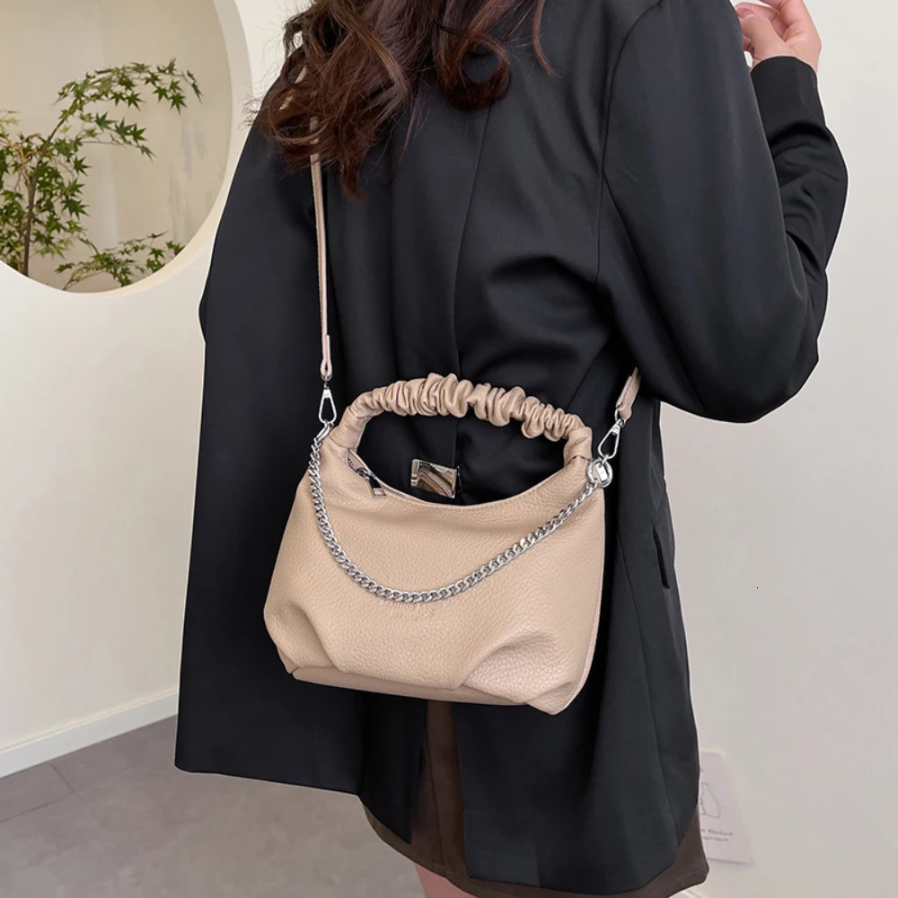 Delicate Texture Chain Soft Crossbody Bag for Ladies Women Zipper Large Capacity Single Shoulder Bags Versatile Commute Packs 250605