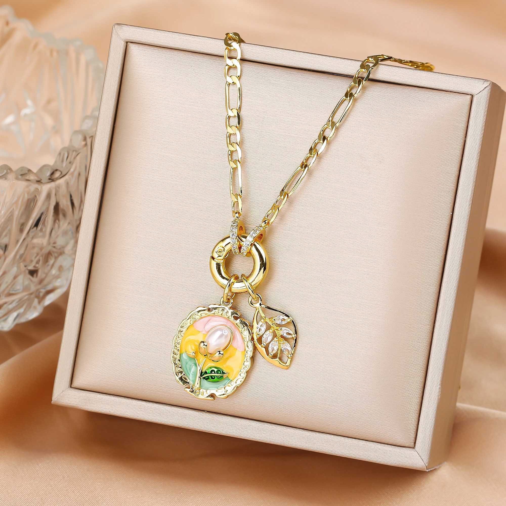Hot Sale Metal Oil Drop Ocean Series Flower Pearl Leaf Pendant Necklace Charming For Woman Girl Casual Vacation Jewelry Gift Y250605