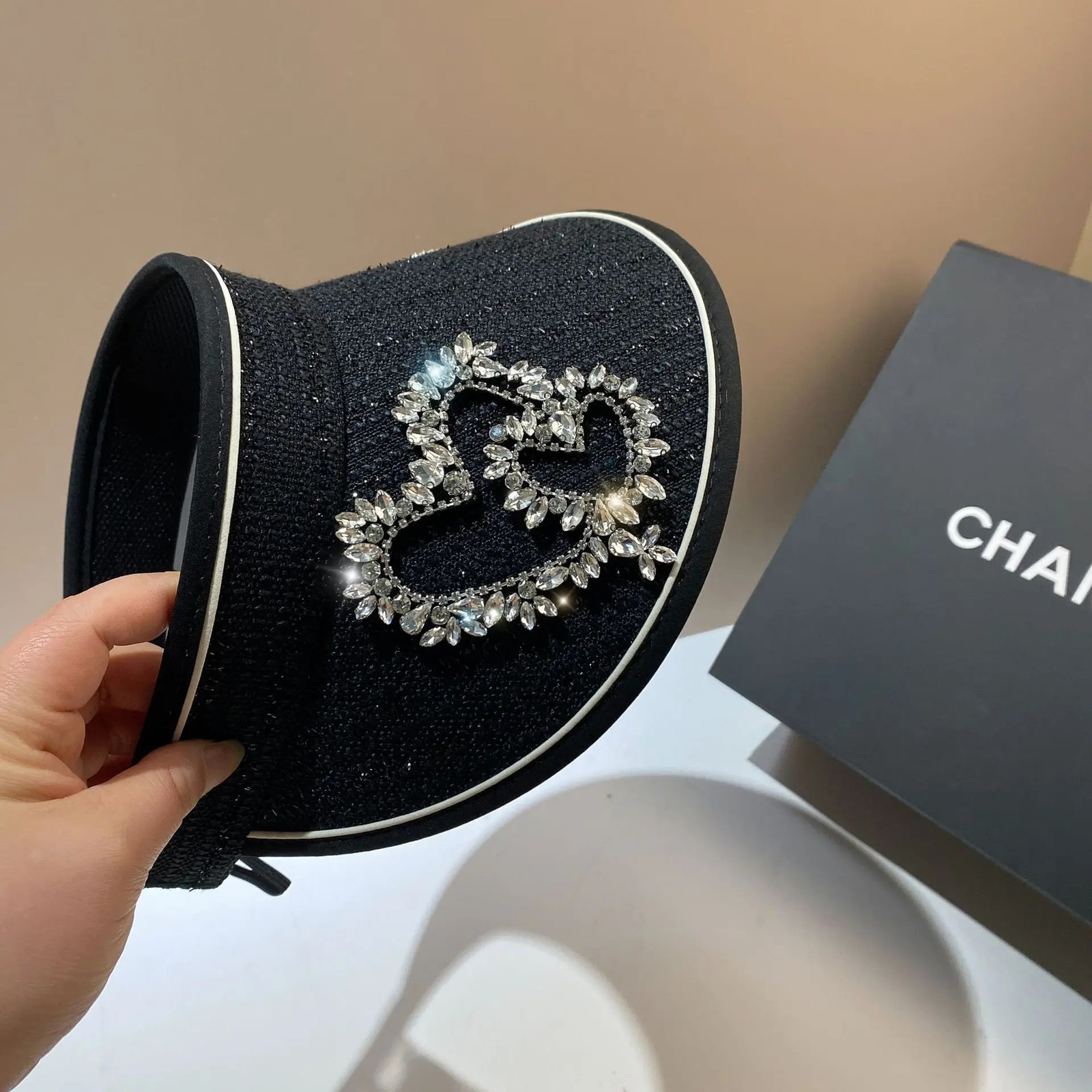 Rhinestone Heart Sun Hat Sunscreen Sunshade Empty Top Hat Large Brim UV Protection Travel Beach Panama Cap 250603