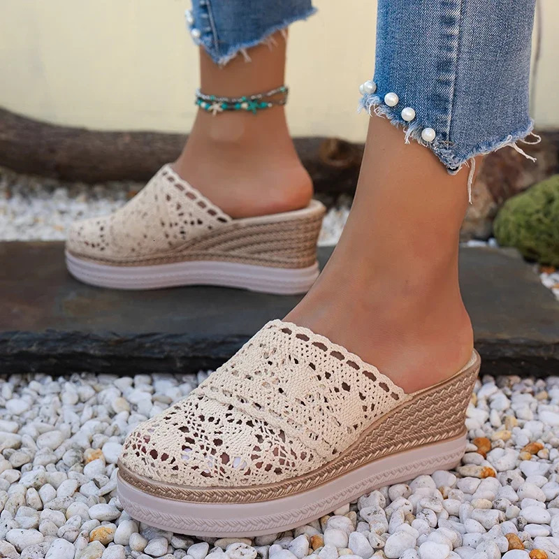 Closed Toe Wedge Heels Slippers for Women 2025 Summer Hollow Out Breathable Platform Sandals Woman Lightweight Wedge Mules Shoes 250605