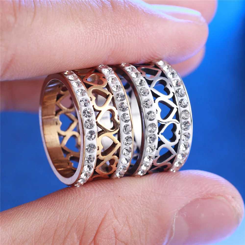Hip Hop Iced Out Bling CZ Heart Woman Ring Gold Silver Color Stainless Steel Wedding Engagement Rings For Women Men Jewelry 2022 W250606
