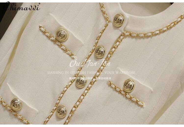 Short Slim-fit Sweater Chain Gold Buckle Jacket Autumn and Winter New Fashion Loose Elegant Women's Knitted Cardigan