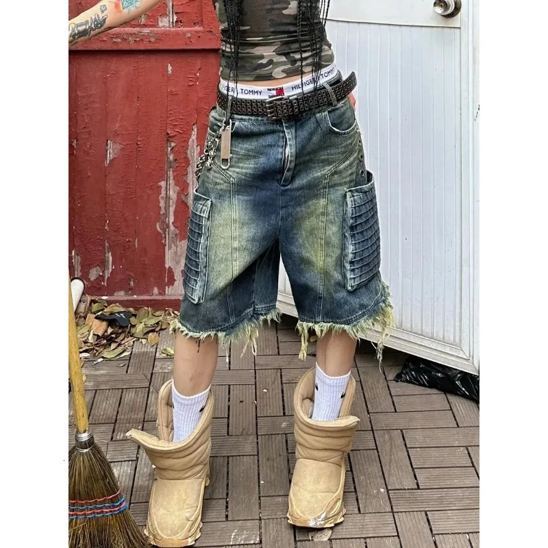 Trendy American Retro Oversized Big Pocket Workwear Cropped Pants for Women High Street Straight Tube Loose Wide Leg Short Jeans 250529