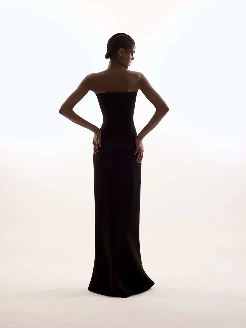 Women's summer dress, sleeveless, Black slim-fit evening banquet year-end party dress, sexy stand-up collar floral cocktail party dress