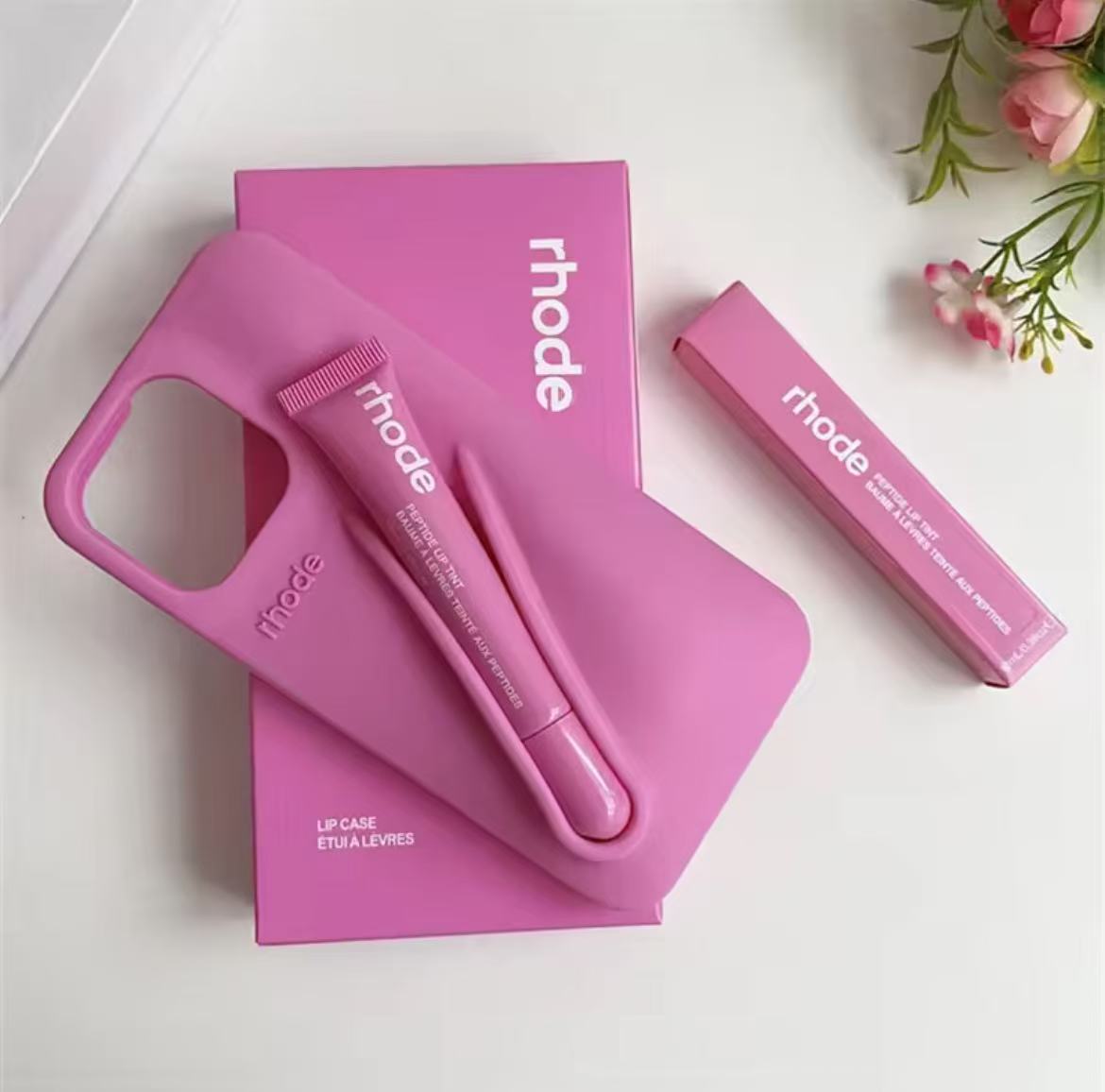 Hot Rhode Lipstick Case For iPhone 16 12 13 14 15 11 Pro Max Plus Toast Espresso Ribbon Lip Gloss Holder Soft Silicone Cover
