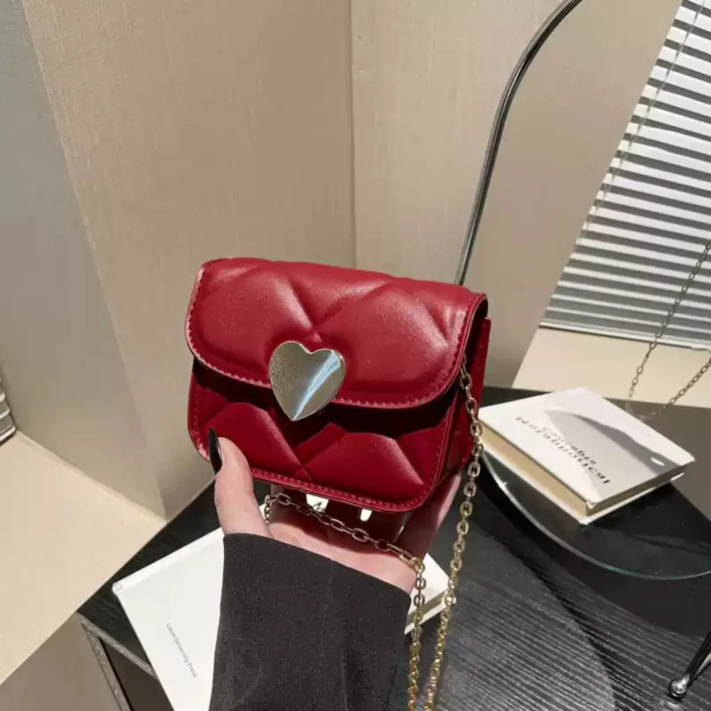 Mini Burgundy Bag for Ladies Womens Fashion Delicate PU Glossy Buckle Crossbody Bags Lipstick Purse Shoulder Packs 250605