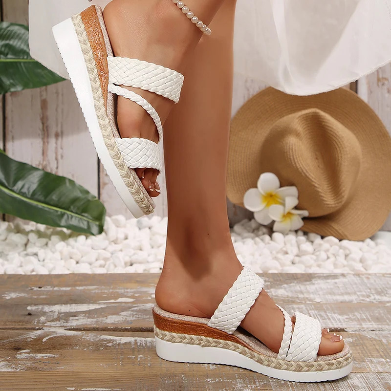 Zoki Lightweight Thick Sole Woven Slippers for Women 2025 Summer Wedge Heels Sandals Woman Plus Size Platform Sandles Female 250605