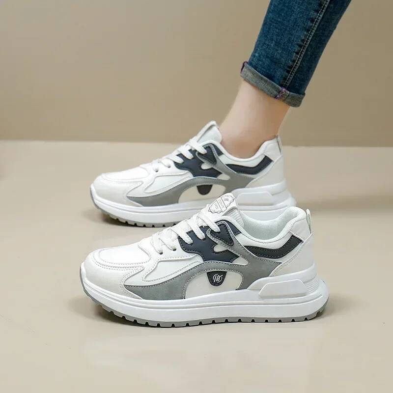 Ddmyoutdoor Women Sports Platform Soft Soled Casual Sneakers Ladies Outdoor Running Increase Vulcanized Shoes Zapatillas Mujer Outdoor Shoes