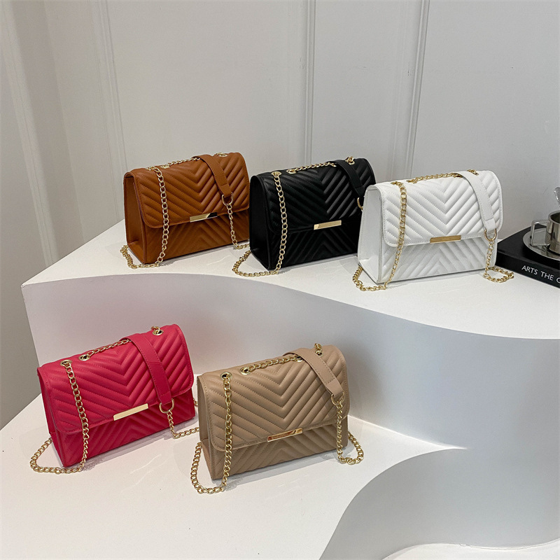 High quality brand new high-quality free designer bag new simple and fashionable shoulder crossbody bag casual commuting small square bag new free des