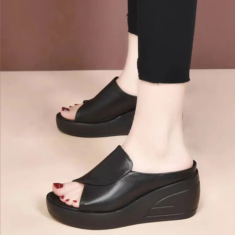 2024 Summer Open Toe Sexy Solid Thick Sole Slope Heel Slippers for Women Outwear Comfortable Platform Womens Single Shoes 250605