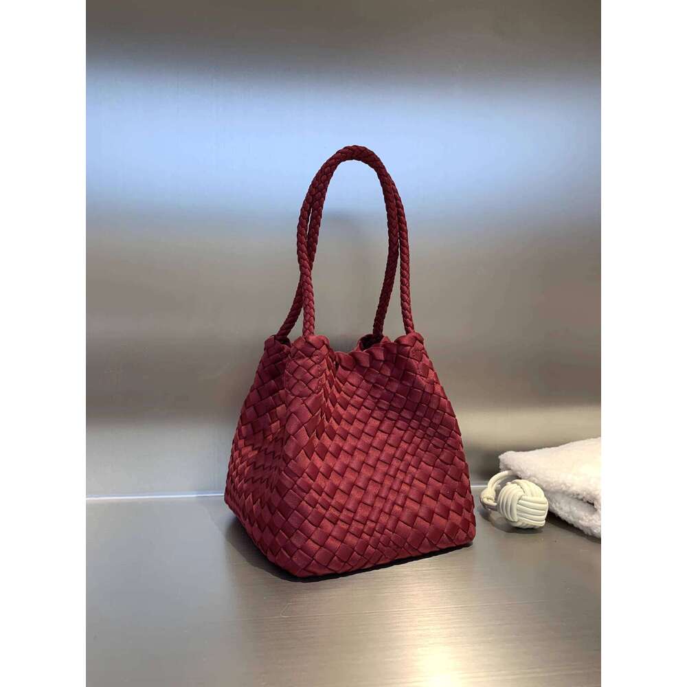 Niche Nylon Handwoven for Women New Bucket Large Capacity Handheld Tote Basket Mother Bag