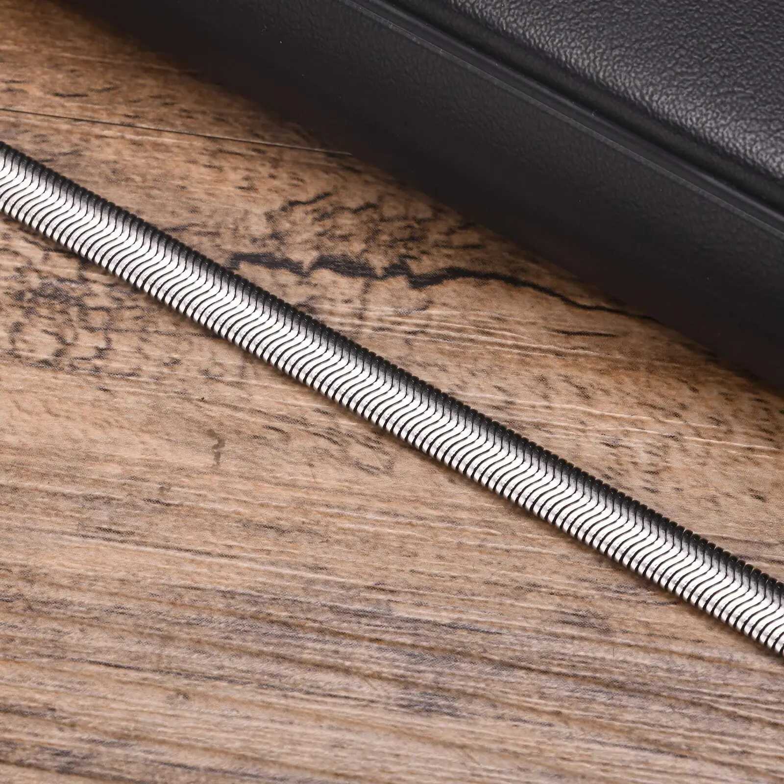 Vnox 6mm Unisex Flat Snake Chain Bracelets Mens Women Herringbone Links Bracelet Adjustable Stainless Steel Simple Jewelry W250606