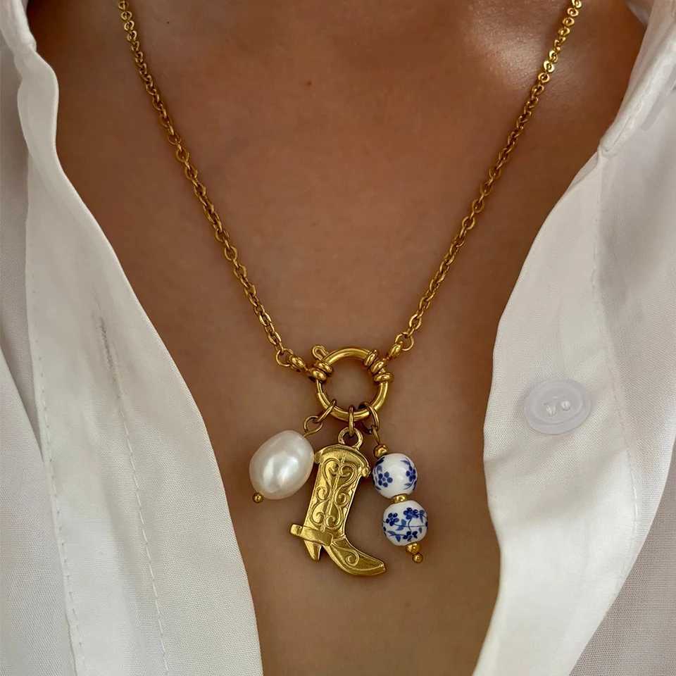 Trend 316L Stainless Steel Natural Freshwater Pearl Circular Ceramics Shoe Shape Pendant Necklace Women Fashion Unique Gifts Y250605